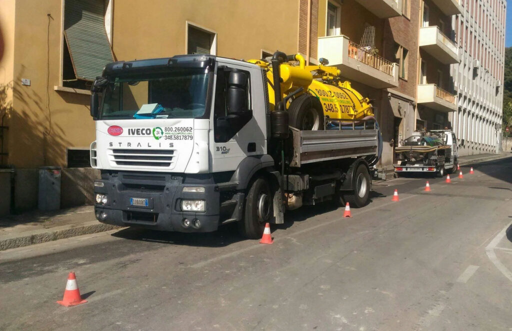 Intervento di autospurgo a Cagliari